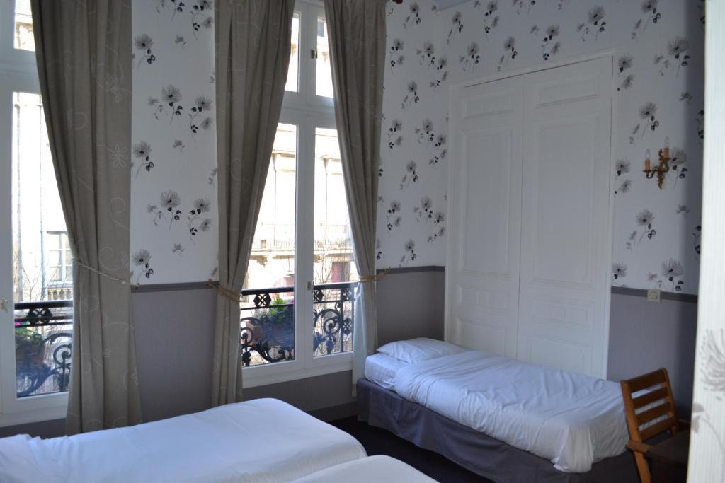 Hotel Des Carmes - Rouen Room photo